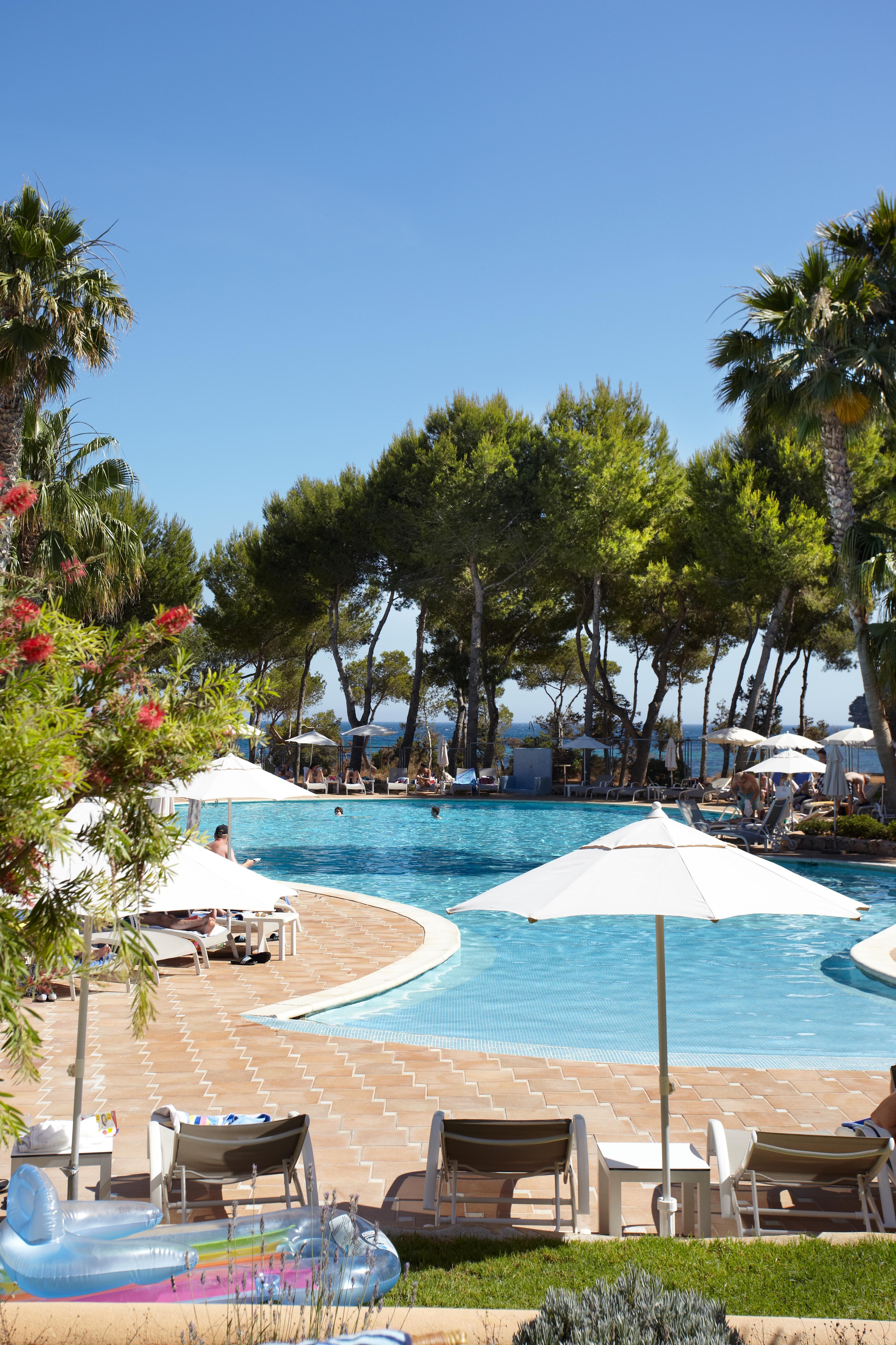 Grupotel Santa Eularia & Spa - Adults Only Санта Еулалия дел Рио Екстериор снимка