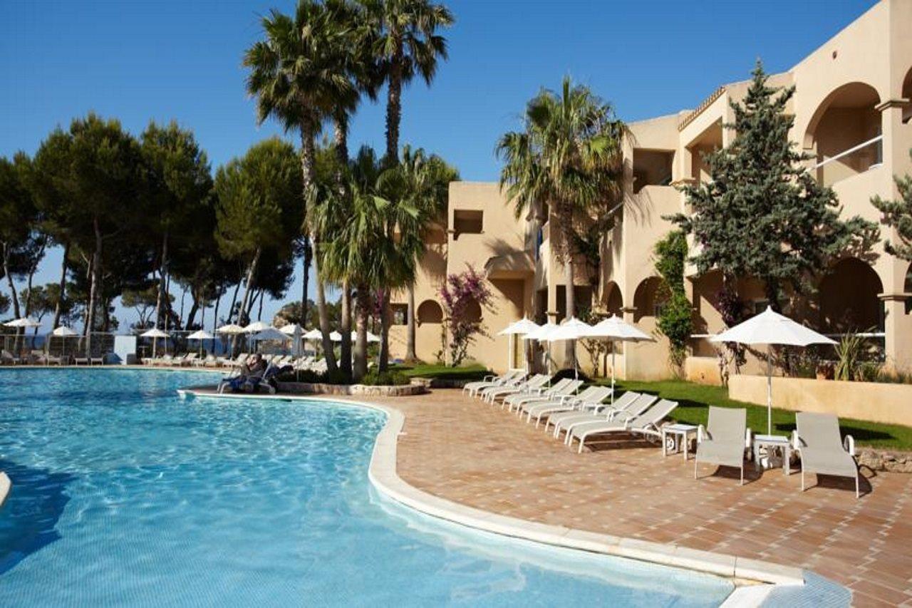Grupotel Santa Eularia & Spa - Adults Only Санта Еулалия дел Рио Екстериор снимка