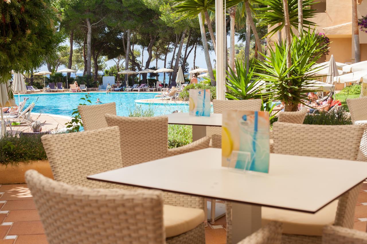 Grupotel Santa Eularia & Spa - Adults Only Санта Еулалия дел Рио Екстериор снимка